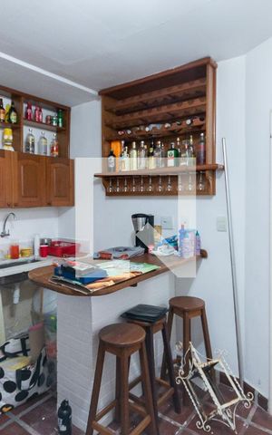 Apartamento à venda com 300m², 5 quartos e 3 vagasCasa 2 kitnet 