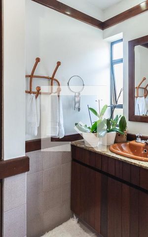 Apartamento à venda com 300m², 5 quartos e 3 vagasBanheiro Suíte 2