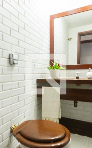 Apartamento à venda com 300m², 5 quartos e 3 vagasLavabo