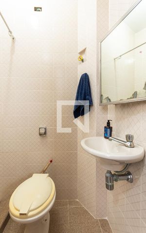 Apartamento à venda com 300m², 5 quartos e 3 vagasBanheiro de serviço