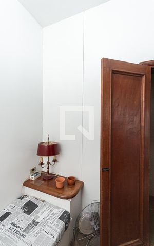 Apartamento à venda com 300m², 5 quartos e 3 vagasQuarto de Serviço