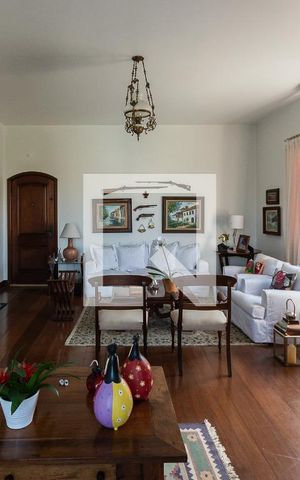 Apartamento à venda com 300m², 5 quartos e 3 vagasSala
