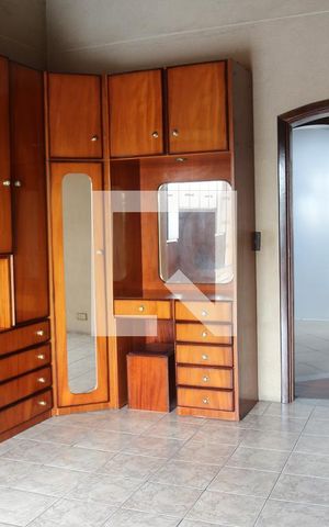 Casa para alugar com 220m², 5 quartos e 2 vagasQuarto 1 casa 1