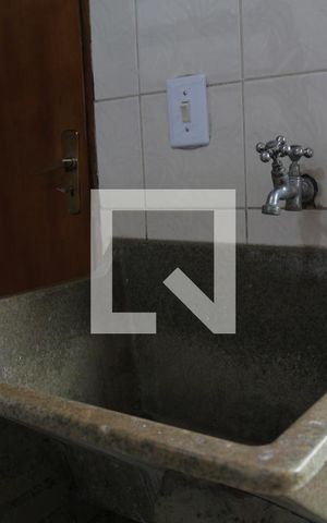 Casa para alugar com 220m², 5 quartos e 2 vagasÁrea de Serviço casa 1