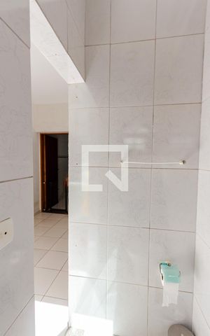 Casa à venda com 240m², 3 quartos e 3 vagas Casa à venda com 240m², 3 quartos e 3 vagasLavabo