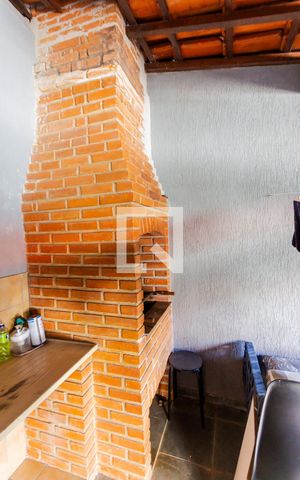 Casa à venda com 240m², 3 quartos e 3 vagas Casa à venda com 240m², 3 quartos e 3 vagasChurrasqueira