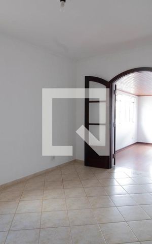 Casa à venda com 200m², 3 quartos e 2 vagas Casa à venda com 200m², 3 quartos e 2 vagasQuarto 1