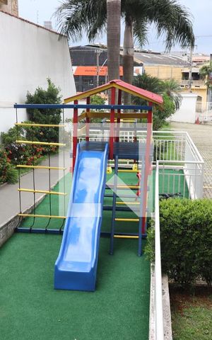 Apartamento para alugar com 72m², 3 quartos e 1 vagaÁrea comum - Playground