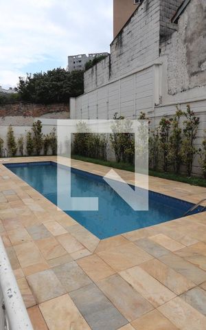 Apartamento para alugar com 72m², 3 quartos e 1 vagaÁrea comum - Piscina