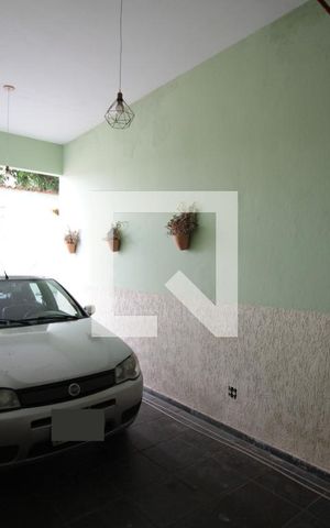 Casa à venda com 360m², 4 quartos e 2 vagasGaragem