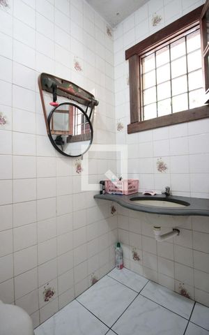 Casa à venda com 360m², 4 quartos e 2 vagasBanheiro da Suite