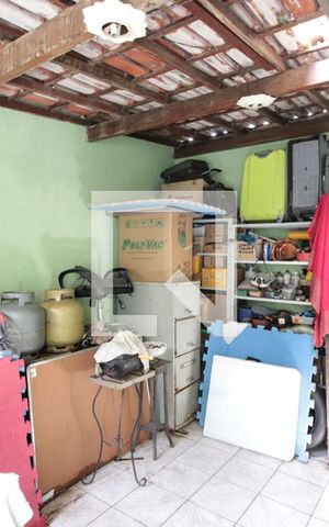 Casa à venda com 360m², 4 quartos e 2 vagasArea de Serviço