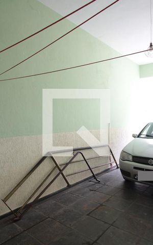 Casa à venda com 360m², 4 quartos e 2 vagasGaragem