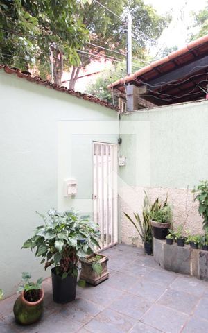 Casa à venda com 360m², 4 quartos e 2 vagasQuintal