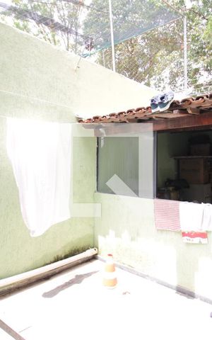 Casa à venda com 360m², 4 quartos e 2 vagasArea de Serviço