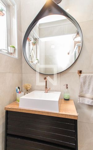 Apartamento à venda com 61m², 2 quartos e sem vagaBanheiro
