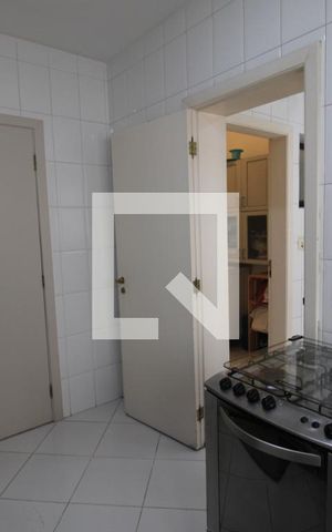 Apartamento à venda com 130m², 3 quartos e 2 vagasCozinha