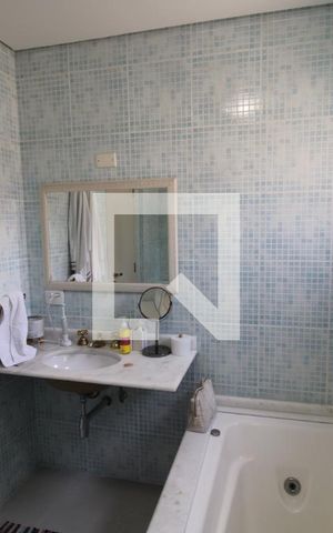 Apartamento à venda com 130m², 3 quartos e 2 vagasQuarto 1 - Banheiro