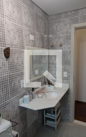 Apartamento à venda com 130m², 3 quartos e 2 vagasBanheiro