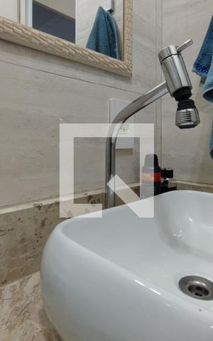 Casa de condomínio à venda com 72m², 2 quartos e 1 vagaBanheiro