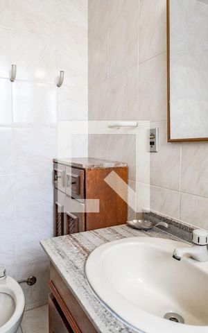 Apartamento para alugar com 89m², 2 quartos e sem vagaBanheiro