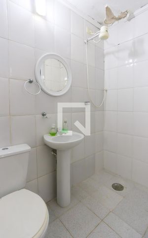Casa à venda com 264m², 3 quartos e 2 vagasBanheiro
