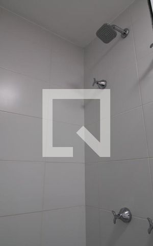 Apartamento para alugar com 42m², 2 quartos e 1 vagaChuveiro
