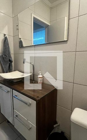 Casa à venda com 125m², 3 quartos e 1 vaga Casa à venda com 125m², 3 quartos e 1 vagaBanheiro 2