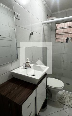 Casa à venda com 125m², 3 quartos e 1 vaga Casa à venda com 125m², 3 quartos e 1 vagaBanheiro 1