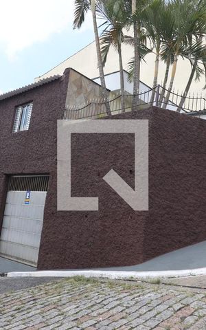 Casa à venda com 176m², 3 quartos e 2 vagasFachada