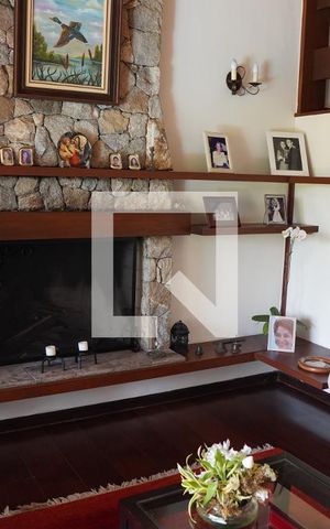 Casa à venda com 572m², 6 quartos e 4 vagasSala 3