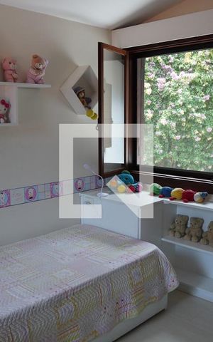 Casa à venda com 572m², 6 quartos e 4 vagasQuarto 2