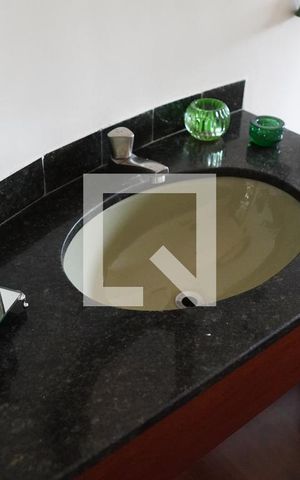 Casa à venda com 572m², 6 quartos e 4 vagasLavabo 1