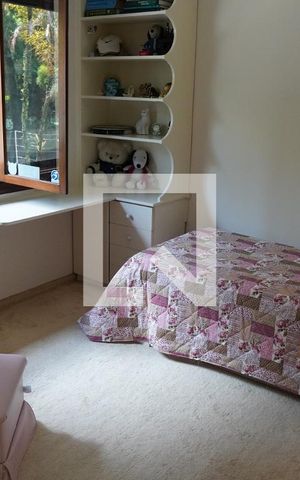 Casa à venda com 572m², 6 quartos e 4 vagasQuarto 4