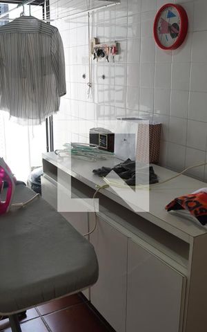 Casa à venda com 572m², 6 quartos e 4 vagasÁrea de Serviço