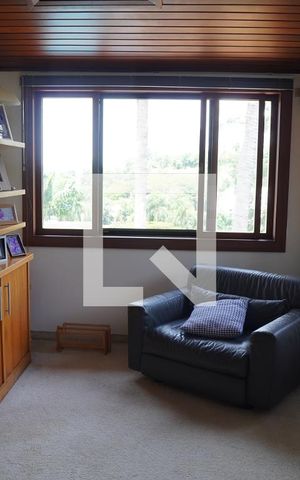 Casa à venda com 572m², 6 quartos e 4 vagasSala 5