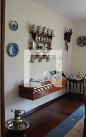 Casa à venda com 572m², 6 quartos e 4 vagasSala 2