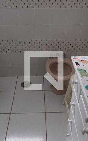 Casa à venda com 572m², 6 quartos e 4 vagasBanheiro da Suíte 3