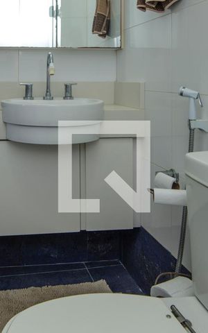 Apartamento à venda com 230m², 3 quartos e 2 vagas Apartamento à venda com 230m², 3 quartos e 2 vagasBanheiro quarto