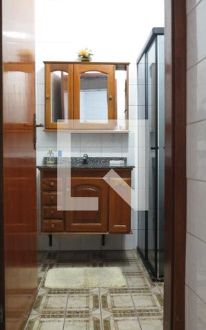 Casa à venda com 90m², 2 quartos e 2 vagasBanheiro