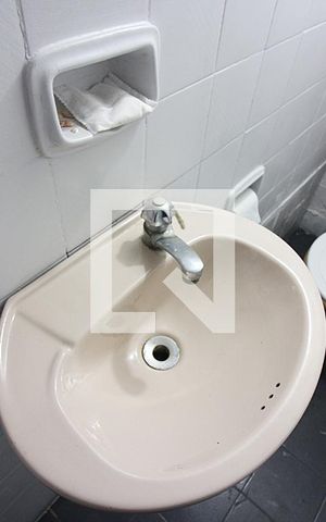 Casa à venda com 115m², 2 quartos e 1 vagaLavabo