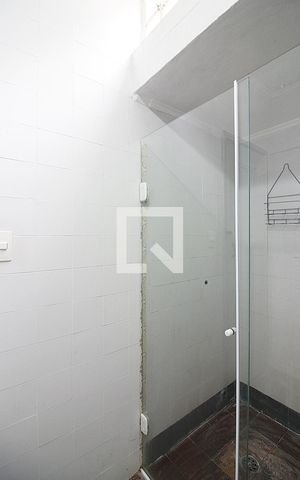 Casa à venda com 115m², 2 quartos e 1 vagaBanheiro Social