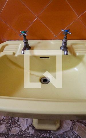 Apartamento para alugar com 84m², 2 quartos e sem vaga Apartamento para alugar com 84m², 2 quartos e sem vagaBanheiro