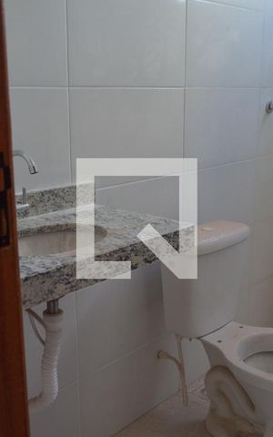 Casa de condomínio à venda com 150m², 3 quartos e 2 vagasBanheiro Social 1