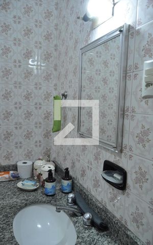 Casa à venda com 350m², 3 quartos e 4 vagasBanheiro Quarto casa 2