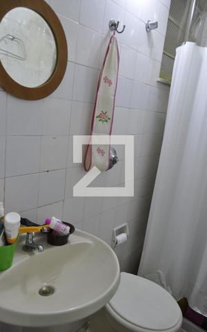 Casa à venda com 350m², 3 quartos e 4 vagasBanheiro - Anexo