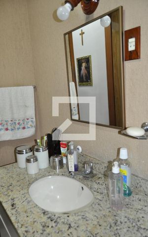Casa à venda com 350m², 3 quartos e 4 vagasLavabo