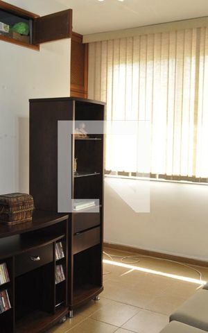 Casa à venda com 350m², 3 quartos e 4 vagasSala casa 2