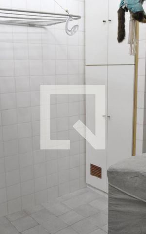Casa à venda com 350m², 3 quartos e 4 vagasÁrea de serviço casa 2
