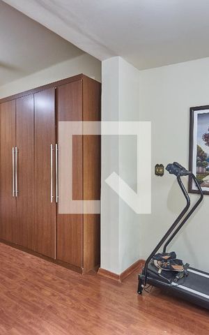 Casa à venda com 250m², 3 quartos e 2 vagas Casa à venda com 250m², 3 quartos e 2 vagasQuarto 3